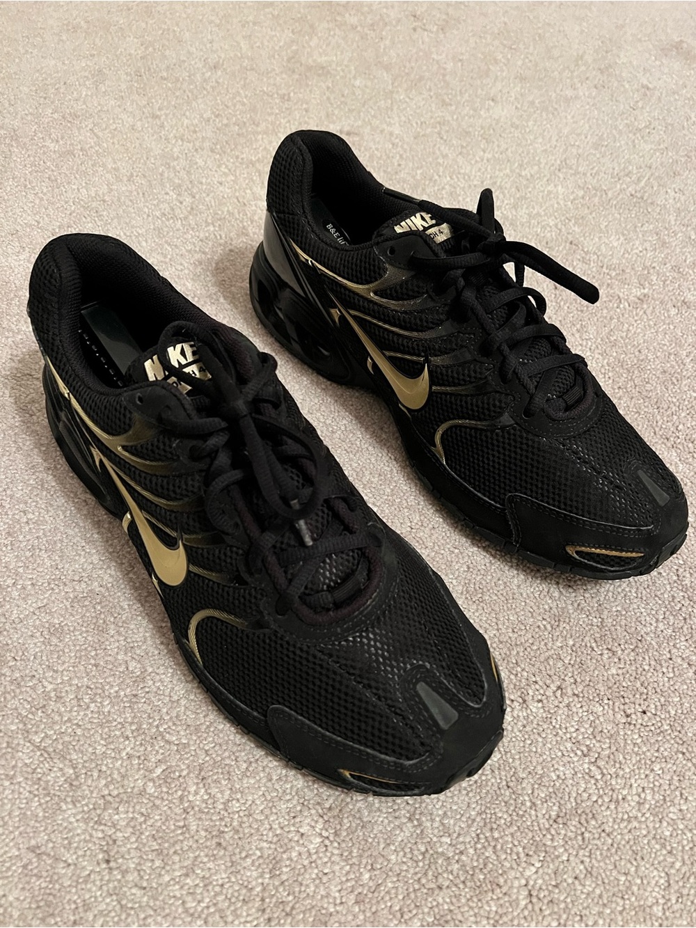 Nike Air Max Torch 4 Mens Size 11.5 US Black Metallic Gold Running Shoe